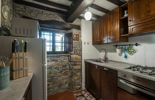 Manciano Villa | Wonderful private villa with WIFI, private pool, TV, patio, pets allowed and panoramic view