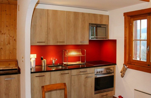 Moleson House | Wonderful private villa for 6 people with TV, patio, pets allowed and panoramic view