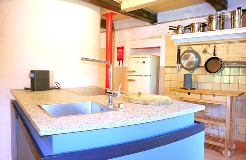 Semione House | Wonderful private villa for 6 guests with WIFI, TV and patio