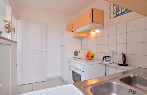 Asserac House | Wonderful private villa for 4 guests with WIFI, TV, patio and pets allowed