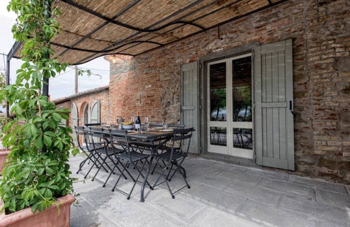 Cortona Villa | Wonderful private villa for 10 guests with A/C, WIFI, private pool and TV, close to Cortona