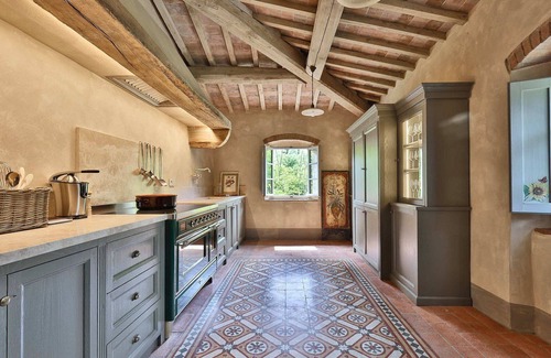 Sambuca Villa | Wonderful private villa for 14 guests with A/C, WIFI, private pool and TV, close to Greve In Chi.