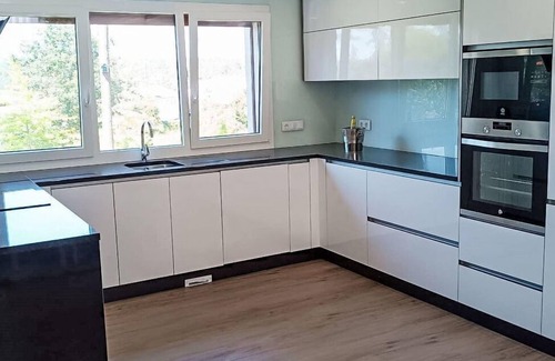 Esposende Villa | Wonderful private villa for 6 people with WIFI, private pool, TV, patio and panoramic view