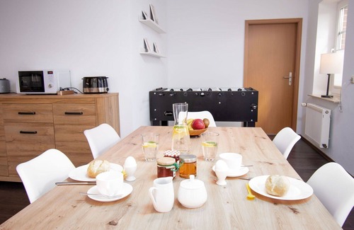Norden House | Wonderful private villa for 6 guests with WIFI, TV, terrace and parking