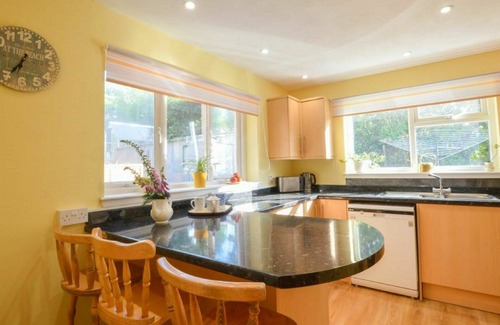 Oban House | Wonderful private villa for 8 people with WIFI, TV, terrace and pets allowed