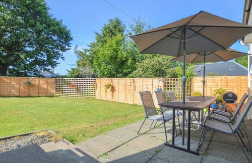 Oban House | Wonderful private villa for 8 people with WIFI, TV, terrace and pets allowed
