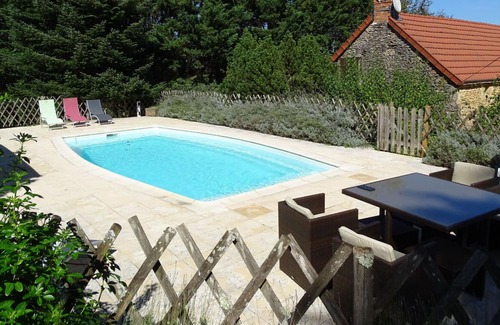 Saint-Genies Villa | Wonderful private villa for 5 guests with private pool, TV, terrace and parking