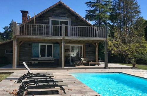 Saint-Julien-en-Born House | Wonderful private villa for 12 guests with WIFI, private pool, terrace, pets allowed and parking