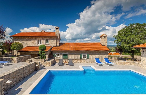 Krsan House | Wonderful private villa for 10 people with private pool, hot tub, WIFI, A/C, TV, terrace and par.
