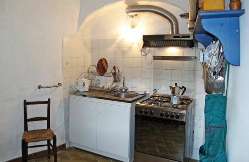 Airole Villa | Wonderful private villa for 2 people with WIFI, patio and pets allowed