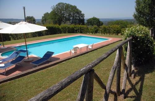 Montoro Villa | Wonderful private villa with WIFI, private pool, TV, patio, pets allowed and panoramic view
