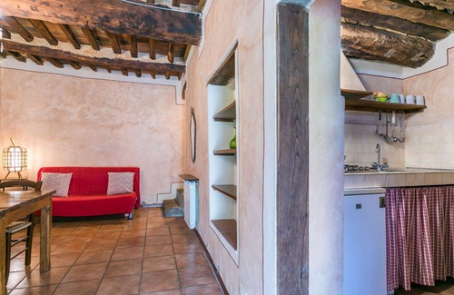 Pescia Villa | Wonderful private villa for 10 guests with WIFI, private pool, TV, terrace and panoramic view