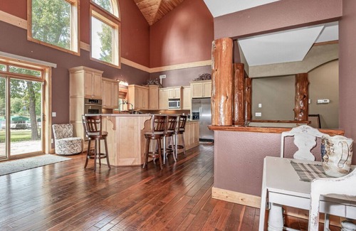 Breezy Point House | Wonderful Retreat - Enjoy holiday gatherings in this large, cozy cabinn