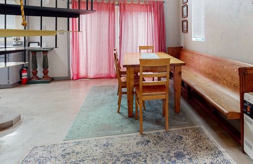 Salmon Creek House | Wonderful Studio Steps From the Water w/Deck, Private Washer/Dryer, Free WiFi