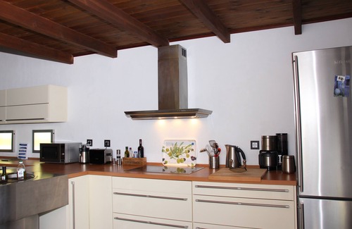 Archipolis House | Wonderful traditional single-room