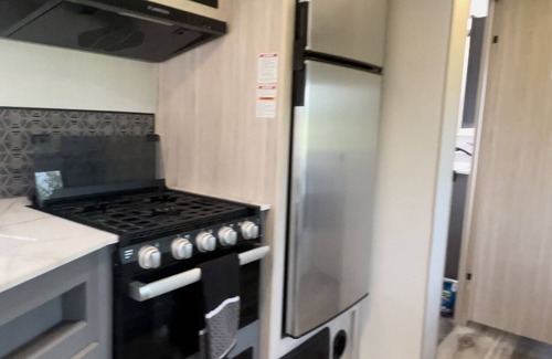 Davenport House | WONDERFUL VACATION CAMPER Located at Special Property , fantastic Deck, Hammock.