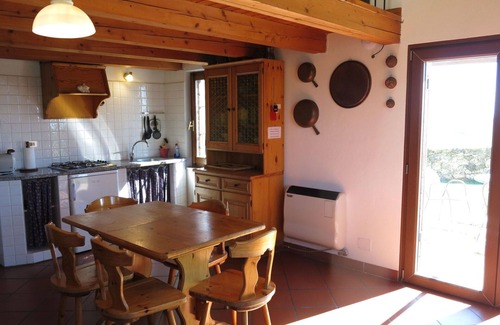Grazzano Badoglio House | Wonderful villa for 4 guests with WIFI, A/C, pool, TV and terrace