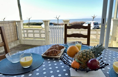 Tharon-Plage House | Wonderful villa for 6 guests with WIFI, TV and pets allowed