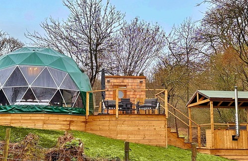 Chiddingstone Hoath House | Wonderful villa for 4 guests with WIFI, hot tub and terrace