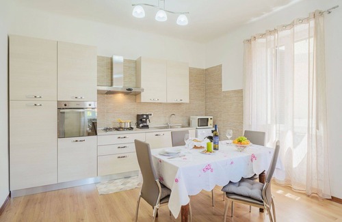 Massa House | Wonderful villa for 2 guests with WIFI, TV and terrace
