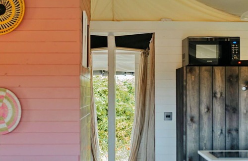 Little Walsingham House | Wonderful villa for 6 guests with pets allowed