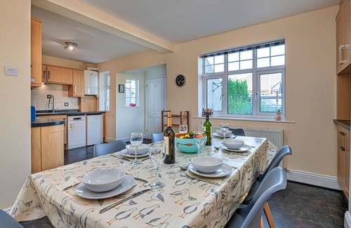 Abersoch House | Wonderful villa for 7 people with WIFI and pets allowed