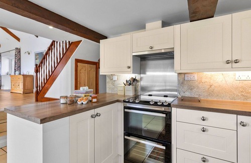 Holsworthy House | Wonderful villa for 7 guests with WIFI, terrace, pets allowed and parking