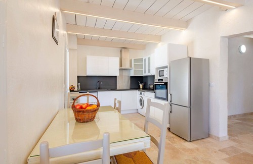 Bauduen House | Wonderful villa for 8 guests with WIFI, TV, terrace and pets allowed