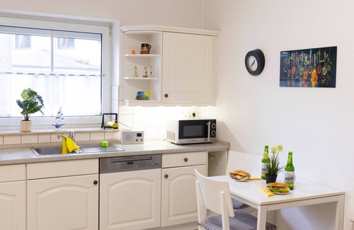 Lubmin House | Wonderful villa for 5 guests with WIFI, TV, terrace and pets allowed
