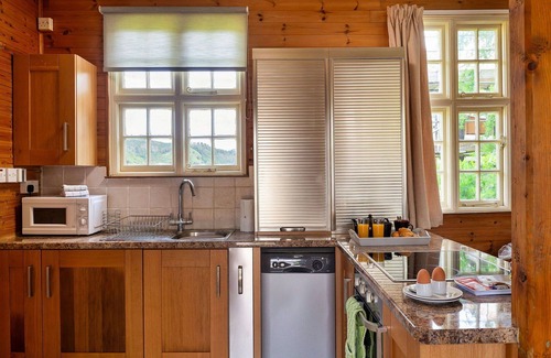 Penmaenpool House | Wonderful villa for 2 people with WIFI, terrace and pets allowed
