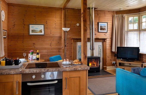 Penmaenpool House | Wonderful villa for 2 people with WIFI, terrace and pets allowed