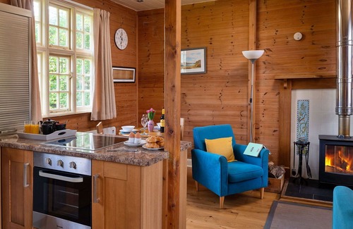 Penmaenpool House | Wonderful villa for 2 people with WIFI, terrace and pets allowed