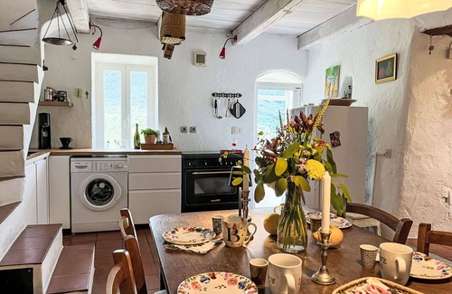 Borgomaro House | Wonderful villa for 6 guests with terrace