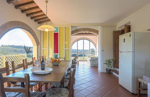 Scandicci House | Wonderful villa for 16 guests with private pool, WIFI, TV, patio, pets allowed and panoramic view