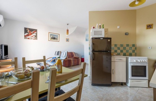 Aigues-Mortes House | Wonderful villa for 4 people with A/C, WIFI, TV, terrace and parking