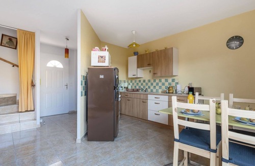 Aigues-Mortes House | Wonderful villa for 4 people with A/C, WIFI, TV, terrace and parking