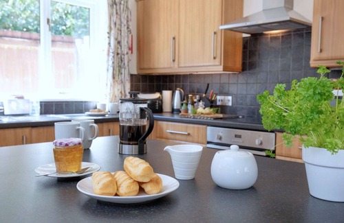 Liverton House | Wonderful villa for 4 people with pool, WIFI