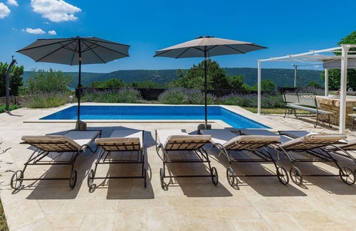 Trgetari House | Wonderful villa with private pool, A/C, WIFI, TV, terrace, pets allowed, panoramic view and par...