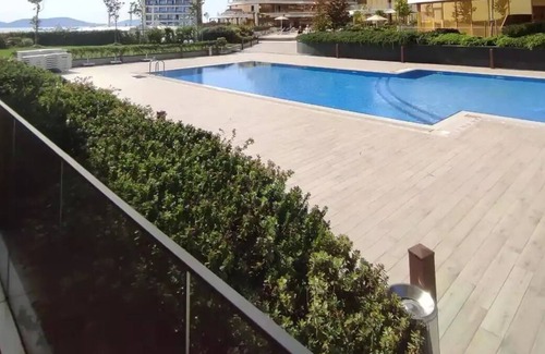 Kartal Apartment | Wonderfully Located Seaside Residence- 3 min. to metro
