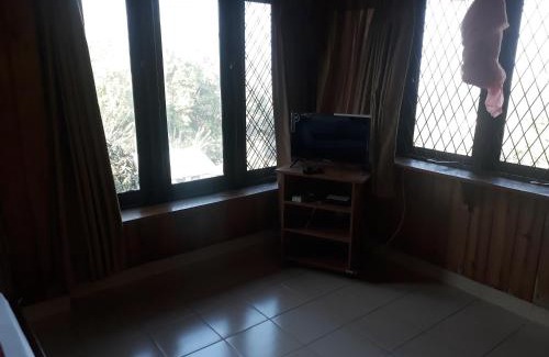 Kandy Apartment | Wood cabin