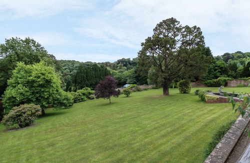 Chillington Cottage | WOOD VIEW COTTAGE, family friendly, with pool in Blackawton