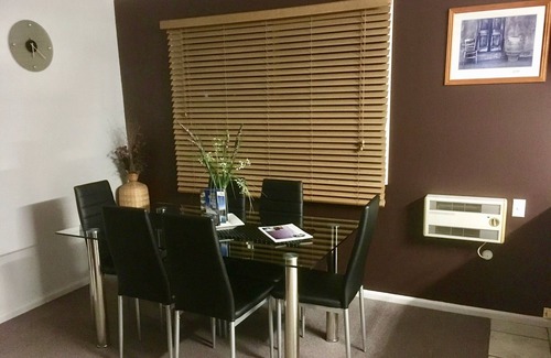 Jindabyne Cottage | Woodbury Park Jindabyne - luxury purpose built kennel for fur guests