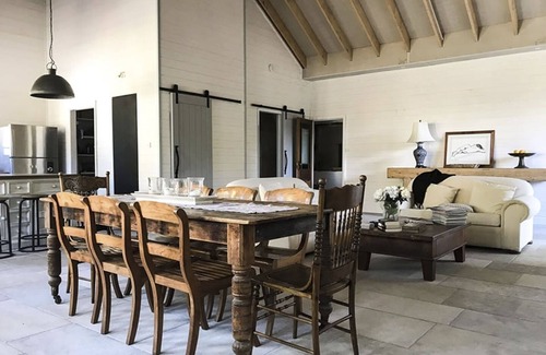 Wollombi House | Woodcutters House | Meander to Wollombi | Best enjoyed with friends or family
