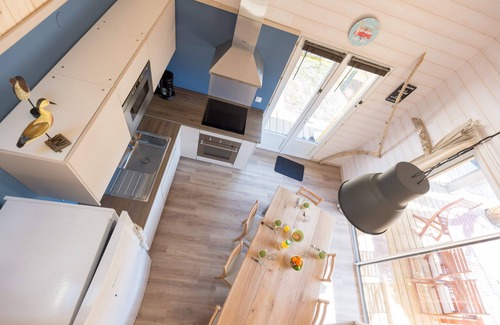 Hourtin House | Wooden chalet "Aloha": a real holiday home 5 mins walk from the lake