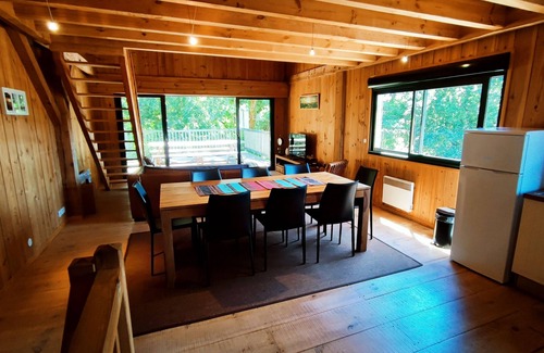 Linxe Cottage | Wooden cottage located in the middle of nature