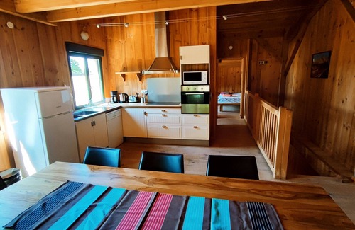 Linxe Cottage | Wooden cottage located in the middle of nature