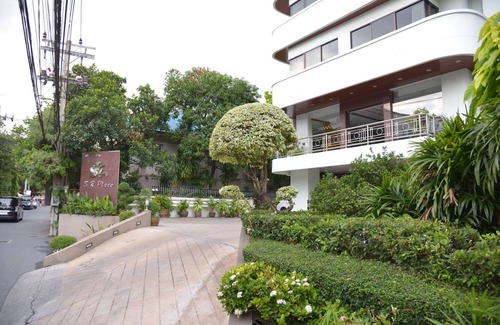 Thonglor Apartment | Wooden Floor 2 bedroom in Thonglo