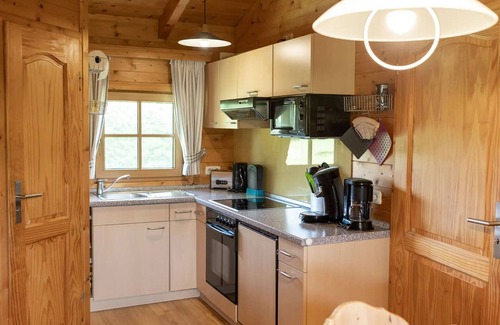 Jandelsbrunn Apartment | Wooden house - adjacent to the wide meadows