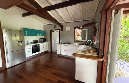 Sainte-Anne Villa | Wooden villa with private pool in a tropical garden 3 minutes from the beach