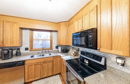 Cleveland House | Woodland Escape